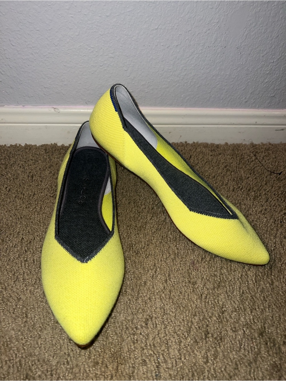 Rothy's Sunbeam Neon Yellow Pointed-Toe Slip-Ons with gray Trim - size 10